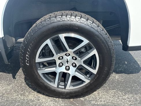 Certified 2019 Chevrolet Silverado 1500 LT Trail Boss AWD/4WD image 7