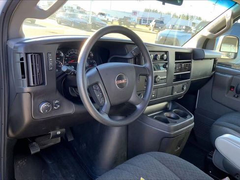 Used 2024 GMC Savana 2500 w/ Driver Convenience Package image 16