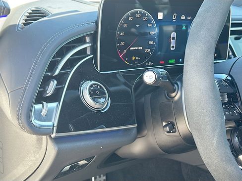 Used 2025 Mercedes-Benz E 53 AMG e 4MATIC Sedan image 10