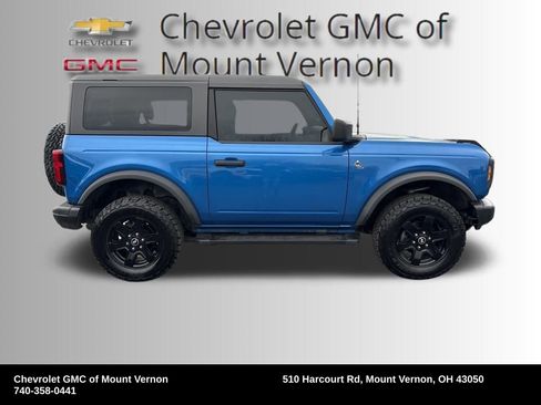 Used 2022 Ford Bronco Black Diamond image 6