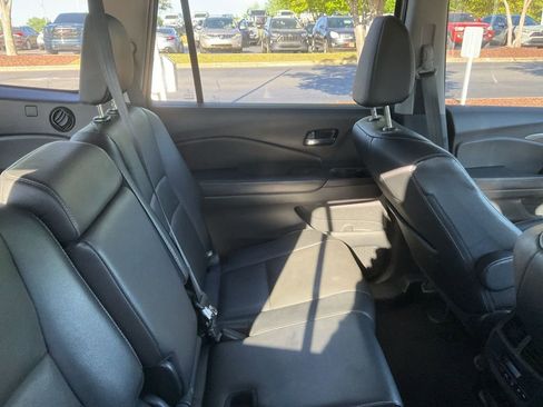 Used 2017 Honda Pilot EX-L image 5
