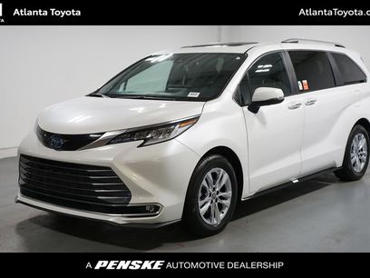 Used 2025 Toyota Sienna Limited