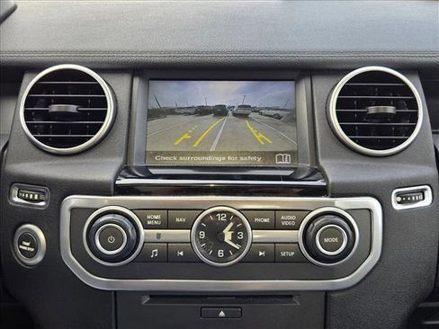 Used 2016 Land Rover LR4 HSE image 14