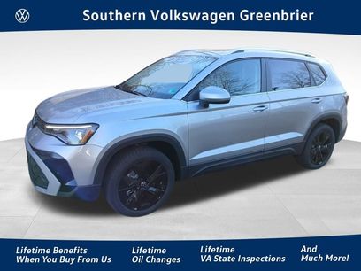 New 2025 Volkswagen Taos SE