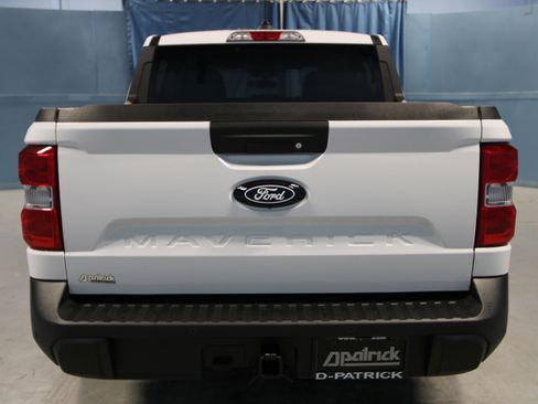 New 2025 Ford Maverick XL image 27