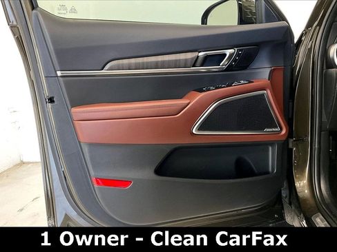 Used 2025 Kia Telluride SX Prestige image 21