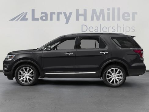 Used 2016 Ford Explorer Limited w/ Equipment Group 301A image 3