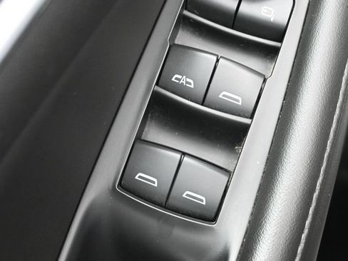 Used 2021 Buick Enclave Avenir w/ Avenir Technology Package AWD/4WD image 14