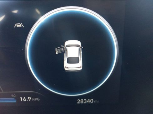 Used 2024 Hyundai Elantra SEL w/ Convenience Package image 25