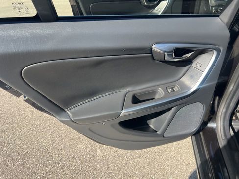 Used 2016 Volvo S60 T5 Premier w/ Convenience Package image 20