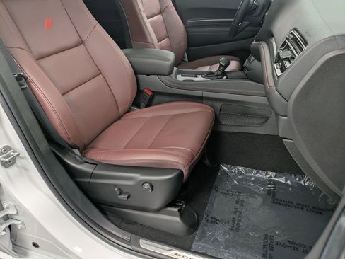 Used 2025 Dodge Durango GT image 28