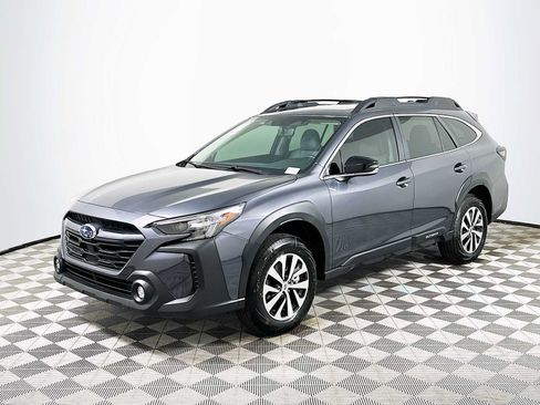 Certified 2025 Subaru Outback Premium w/ Popular Package #1A image 3