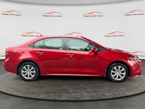 Used 2020 Toyota Corolla LE FWD image 6