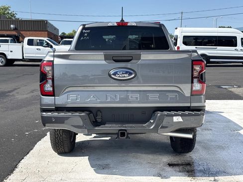 New 2026 Ford Ranger XLT w/ FX4 Off-Road Package AWD/4WD image 4