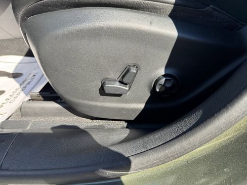 Used 2020 Jeep Cherokee Trailhawk w/ Comfort/Convenience Group image 25