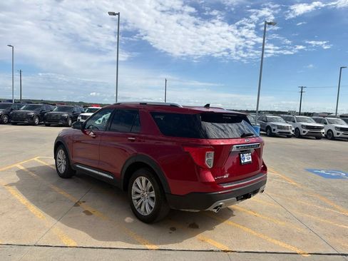 Used 2023 Ford Explorer Limited w/ Equipment Group 301A AWD/4WD image 5
