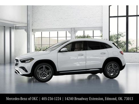 New 2026 Mercedes-Benz GLA 250 GLA 250 image 36