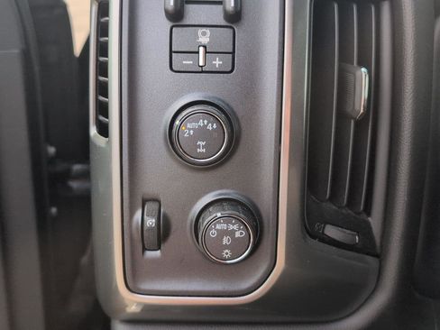 Used 2018 Chevrolet Silverado 1500 LT w/ All Star Edition AWD/4WD image 20