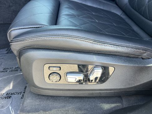 Used 2024 BMW X5 sDrive40i image 17