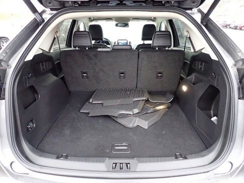 Used 2022 Ford Edge SEL w/ Convenience Package image 8