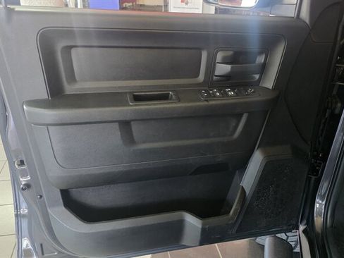 Used 2016 RAM 3500 Tradesman w/ Popular Equipment Group AWD/4WD image 18