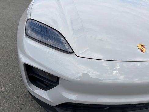 New 2026 Porsche Macan Electric RWD image 13