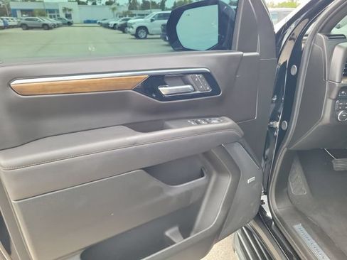 Used 2026 Chevrolet Tahoe High Country w/ Sun And Tow Package AWD/4WD image 18