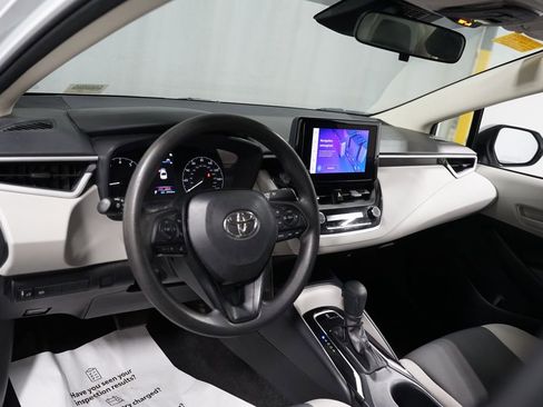 Certified 2023 Toyota Corolla LE image 11