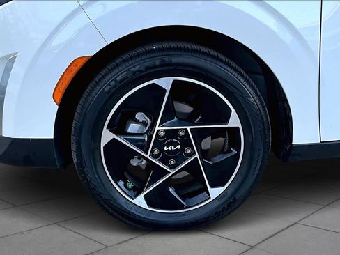 Certified 2023 Kia Soul EX image 10