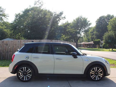 Used 2019 MINI Cooper S w/ Storage Package FWD image 10