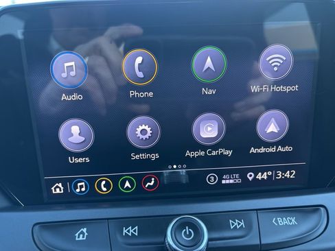 Certified 2020 Chevrolet Blazer LT w/ Sound & Technology Package image 28