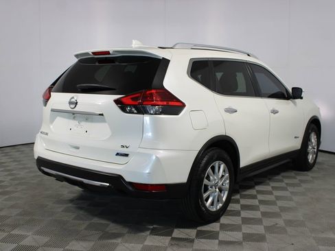 Used 2017 Nissan Rogue SV w/ HEV Premium Package FWD image 35