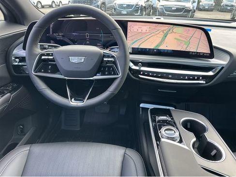 Used 2025 Cadillac Lyriq Sport w/ LPO, Floor Liner Package image 18