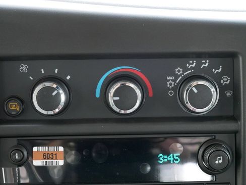 New 2026 Chevrolet Express 2500 w/ Driver Convenience Package RWD image 19