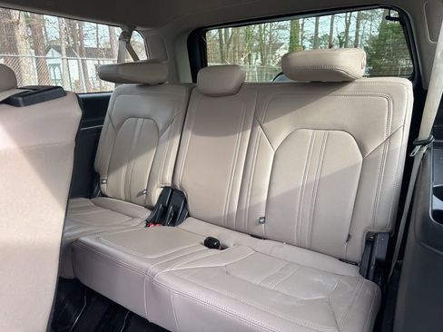 Used 2024 Ford Expedition Max Limited image 30