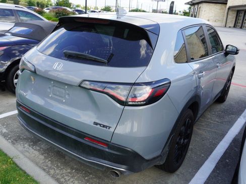 Used 2024 Honda HR-V Sport image 5
