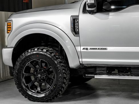 Used 2019 Ford F250 Lariat w/ Lariat Ultimate Package AWD/4WD image 13