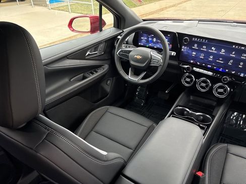 Used 2024 Chevrolet Blazer EV LT image 25