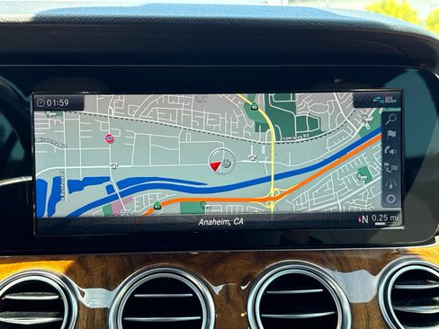 Used 2019 Mercedes-Benz E 450 4MATIC Wagon w/ Premium Package image 39