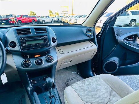 Used 2012 Toyota RAV4 4WD image 26