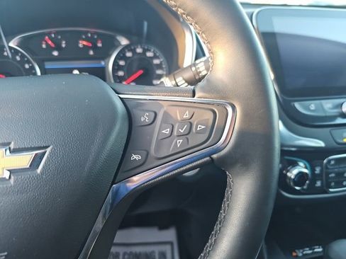 Used 2024 Chevrolet Equinox Premier image 20