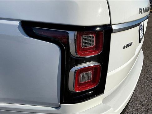 Used 2018 Land Rover Range Rover HSE image 23