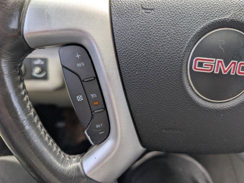 Used 2009 GMC Acadia SLT w/ Visibility Package AWD/4WD image 20