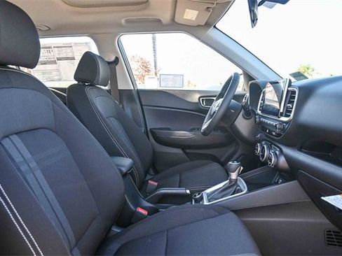 New 2026 Hyundai Venue SEL image 22