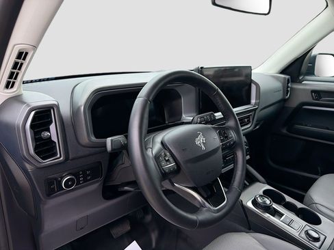 Certified 2025 Ford Bronco Sport Badlands image 12
