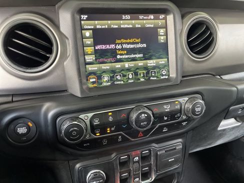 Used 2023 Jeep Wrangler Sport S image 46