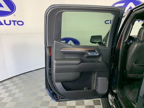 Used 2023 Chevrolet Silverado 1500 High Country w/ High Country Premium Package image 30