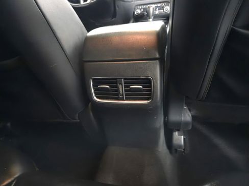 Used 2019 MAZDA CX-5 Touring image 29