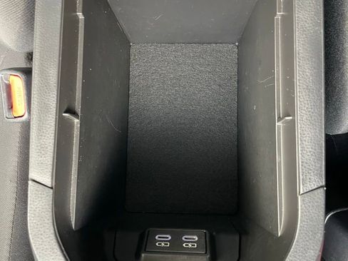 Used 2024 Toyota RAV4 XLE image 22