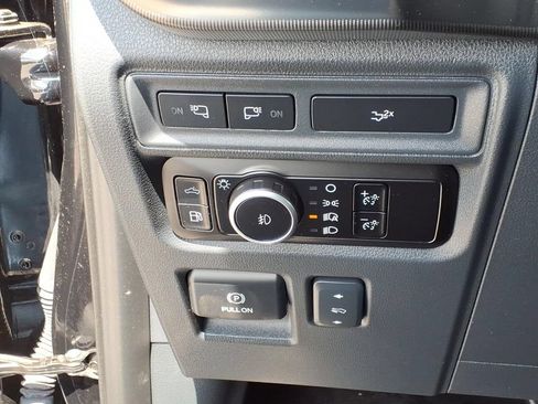 Used 2024 Ford F150 Lariat w/ Equipment Group 502A High AWD/4WD image 38